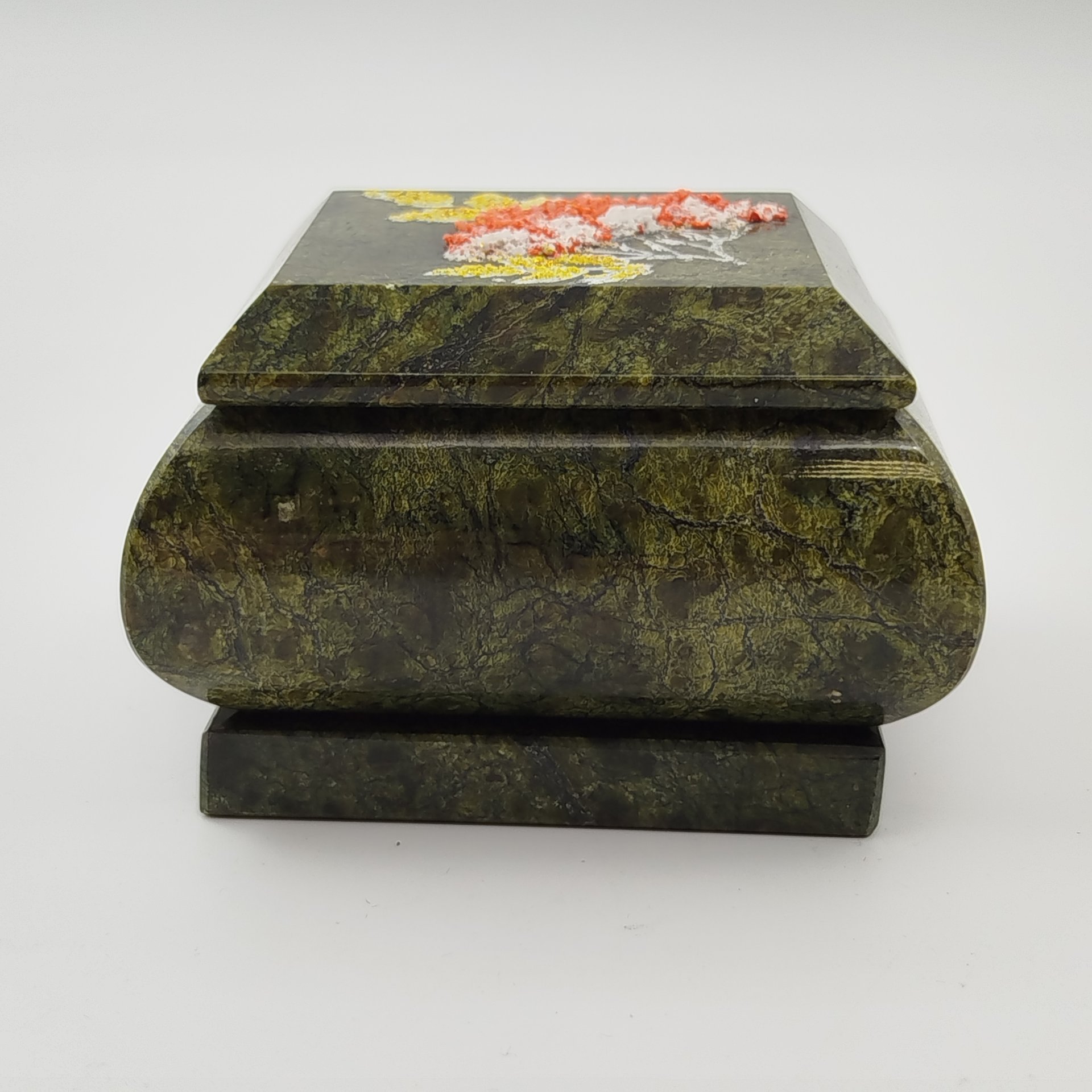 Шкатулка из натурального камня с изображением веточки рябины на крышке, змеевик, роспсь, Россия