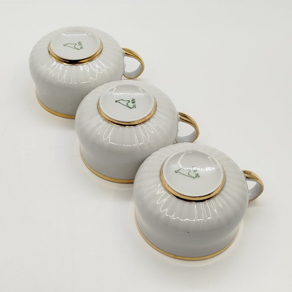 Набор из 3-х чашек с лаконичным декором, фарфор, золочение, Дулевский фарфоровый завод (Дулёво), СССР, 1987 г.