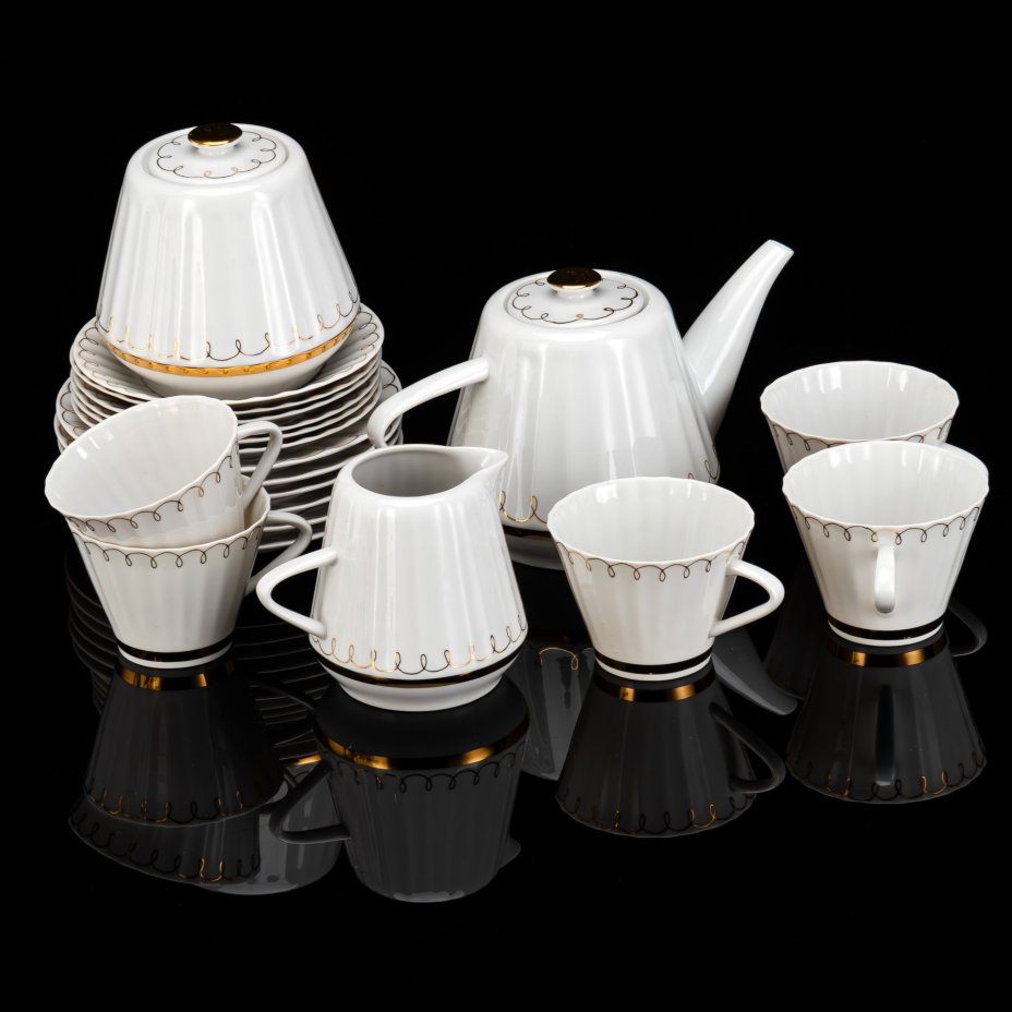 Сервиз чайный "Золотая арабеска" на 5 персон (20 предметов), форма "Каннелюрный", автор формы Ольшевский В.Н., автор рисунка Паникова К.Н.