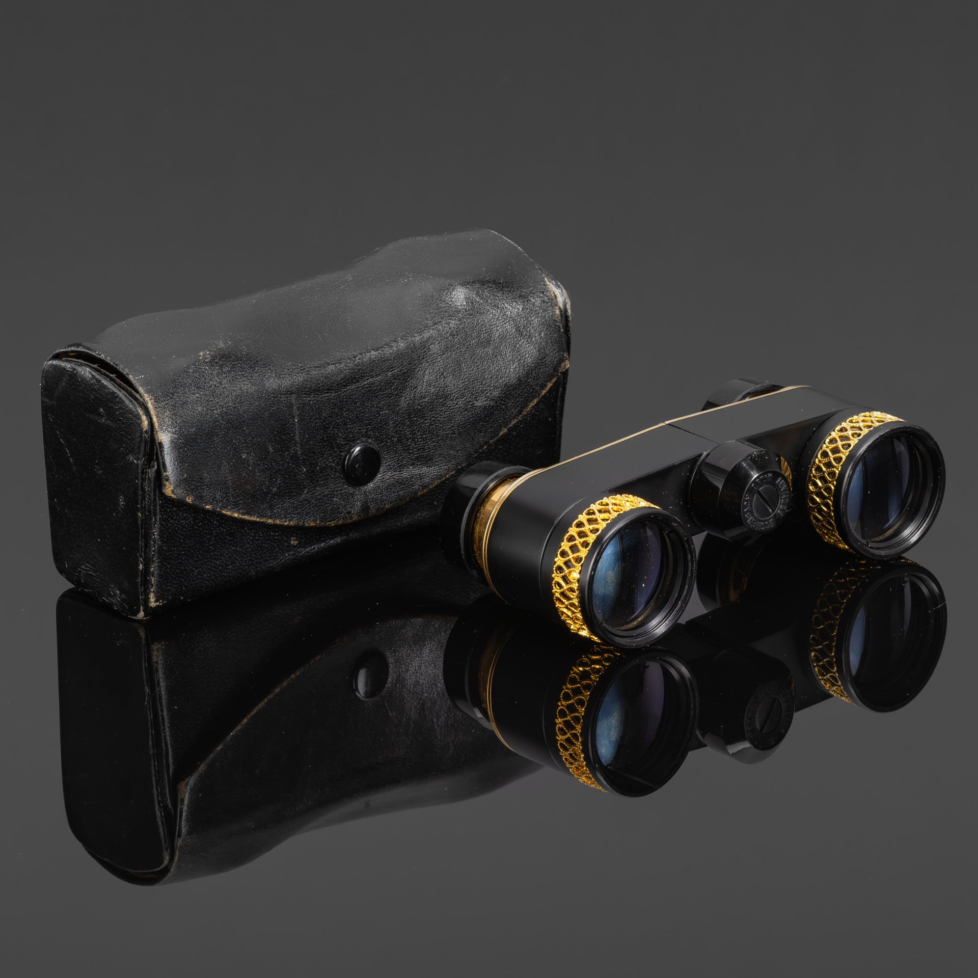 Бинокль театральный "Manon" в оригинальном футляре, Eschenbach Optik, металл, золочение, стекло, кожа, Германия, 1960-1980 гг.