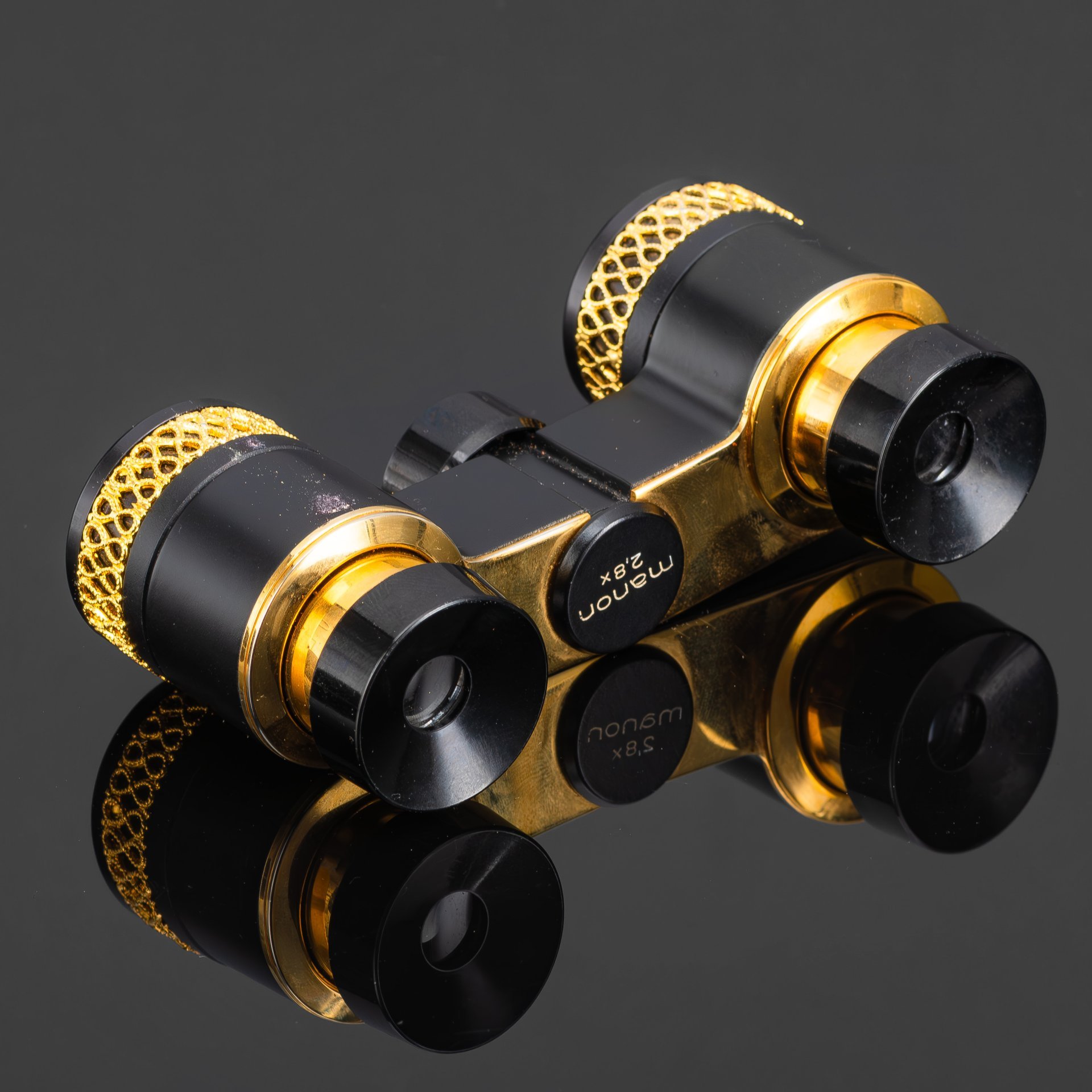 Бинокль театральный "Manon" в оригинальном футляре, Eschenbach Optik, металл, золочение, стекло, кожа, Германия, 1960-1980 гг.