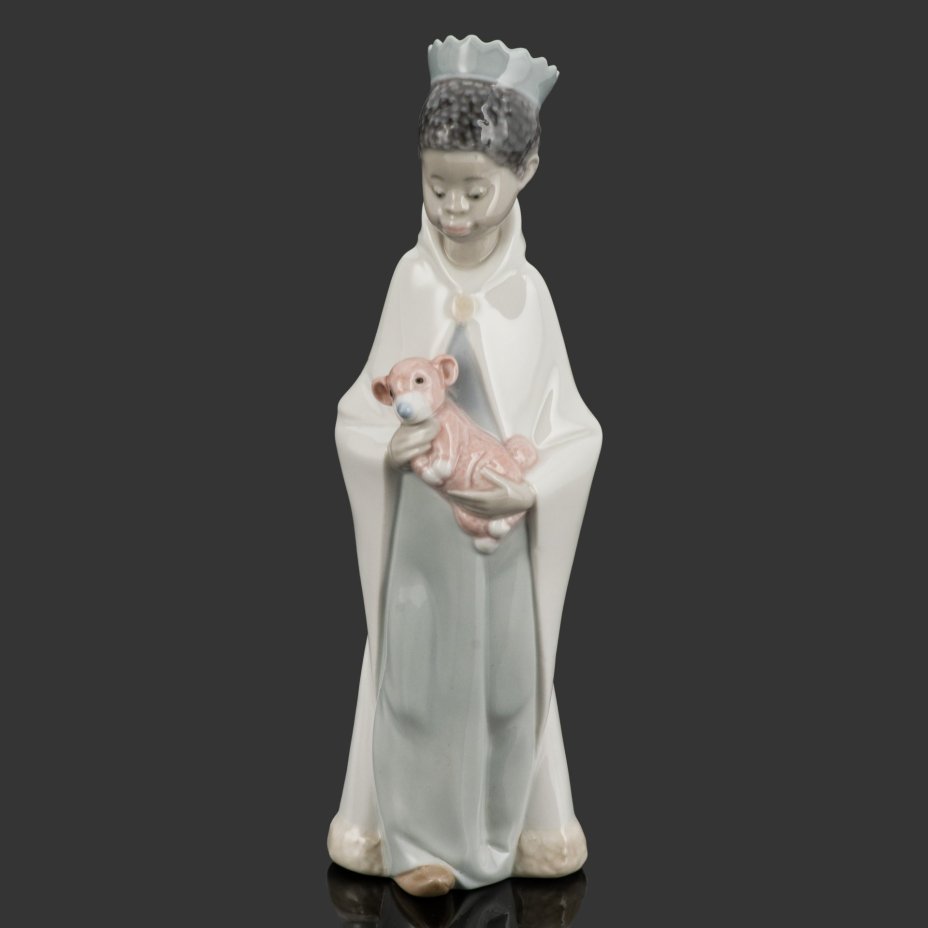 Статуэтка "Мальчик с мишкой", автор Juan Huerta, фарфор, роспись, Lladro, Испания, 1990-2002 гг.