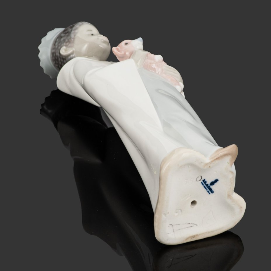 Статуэтка "Мальчик с мишкой", автор Juan Huerta, фарфор, роспись, Lladro, Испания, 1990-2002 гг.