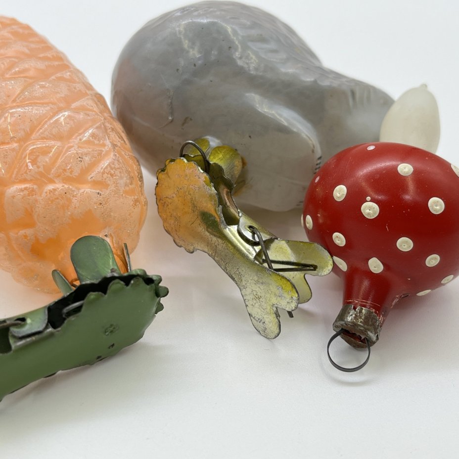 Набор ёлочных игрушек различных форм и расцветок (6 шт.)