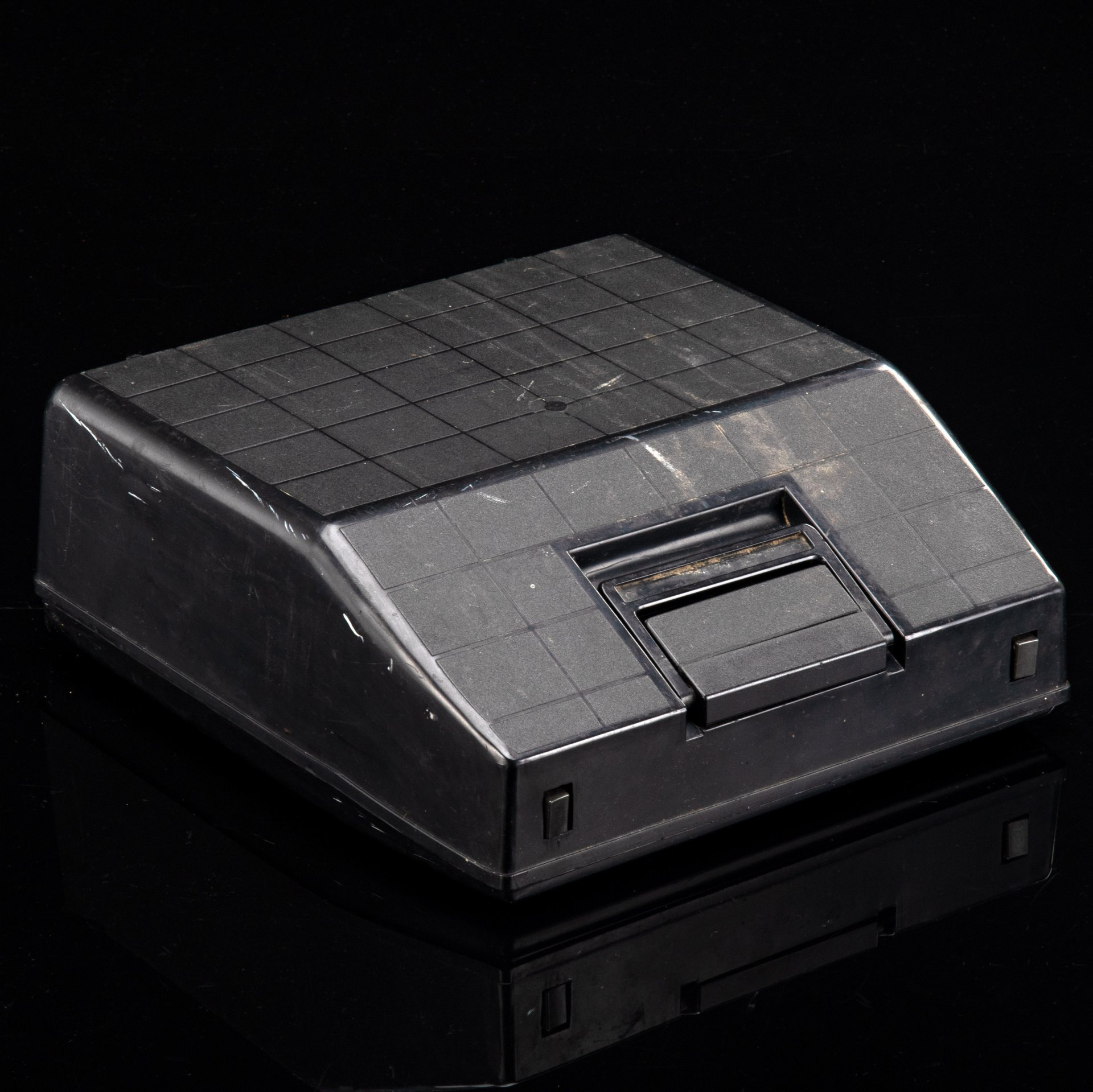 Машинка печатная "Любава ПП-215-01" в футляре, металл, пластик, Рязанский завод счётно-аналитических машин, Россия, 1984 г.