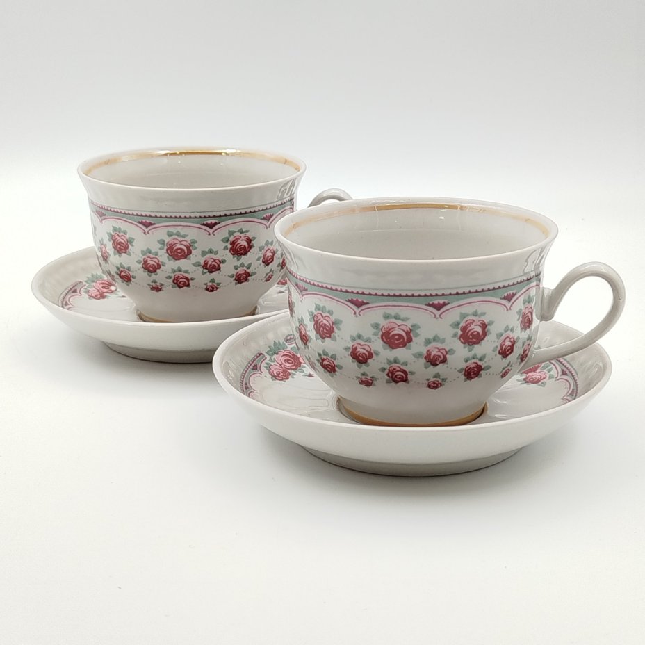 Набор из 2-х чайных пар, украшенных цветочным декором