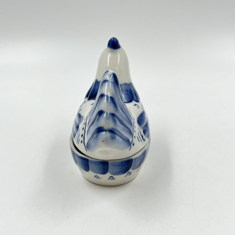 Солонка "Курочка", Гжель, фарфор, роспись, Россия, 1990-2000 гг.
