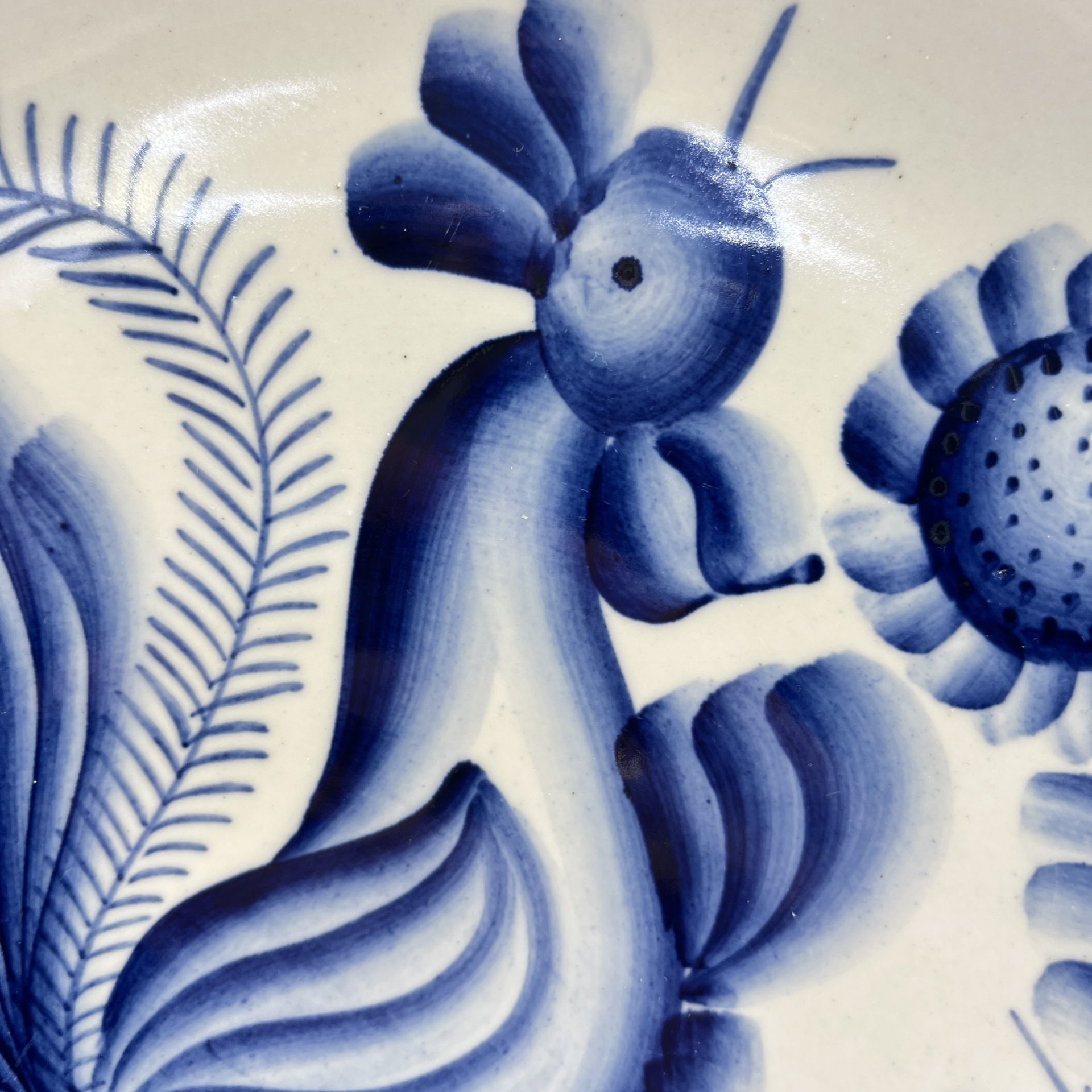 Тарелка настенная "Петушок", Гжель, фарфор, роспись, СССР, 1970-1990 гг.