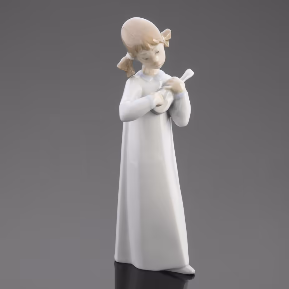 Статуэтка "Девочка с гитарой", скульптор Фульхенсио Гарсия, Lladro