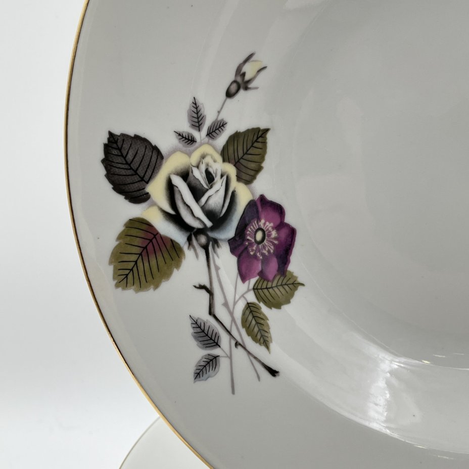 Набор суповых (глубоких) тарелок с цветочным декором на 5 персон, фарфор, деколь, золочение, Wloclawek (Влоцлавская фаянсовая фабрика), Польша, 1970-1990 гг.