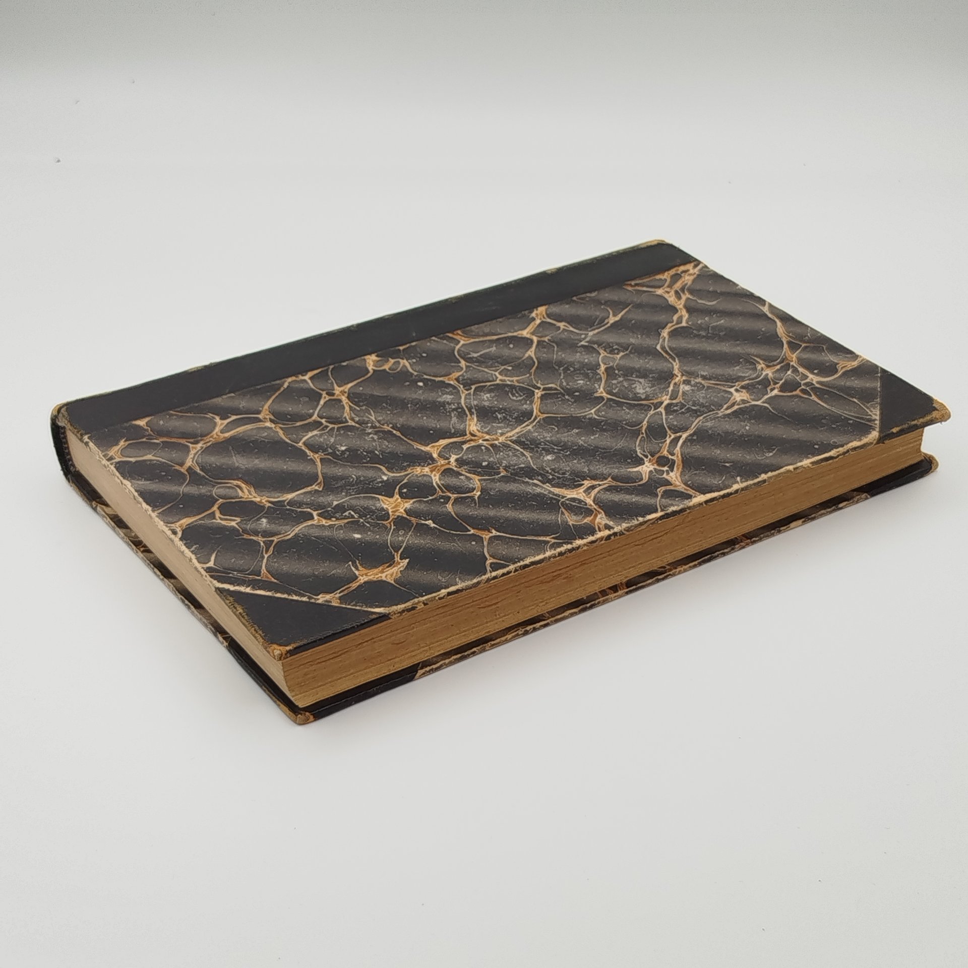 Чарльз Дарвин "Происхождение человека и половой подбор", 3-е издание, бумага, печать, полукожаный переплет, Издание В.И. Губинского, Российская империя, 1908 г.