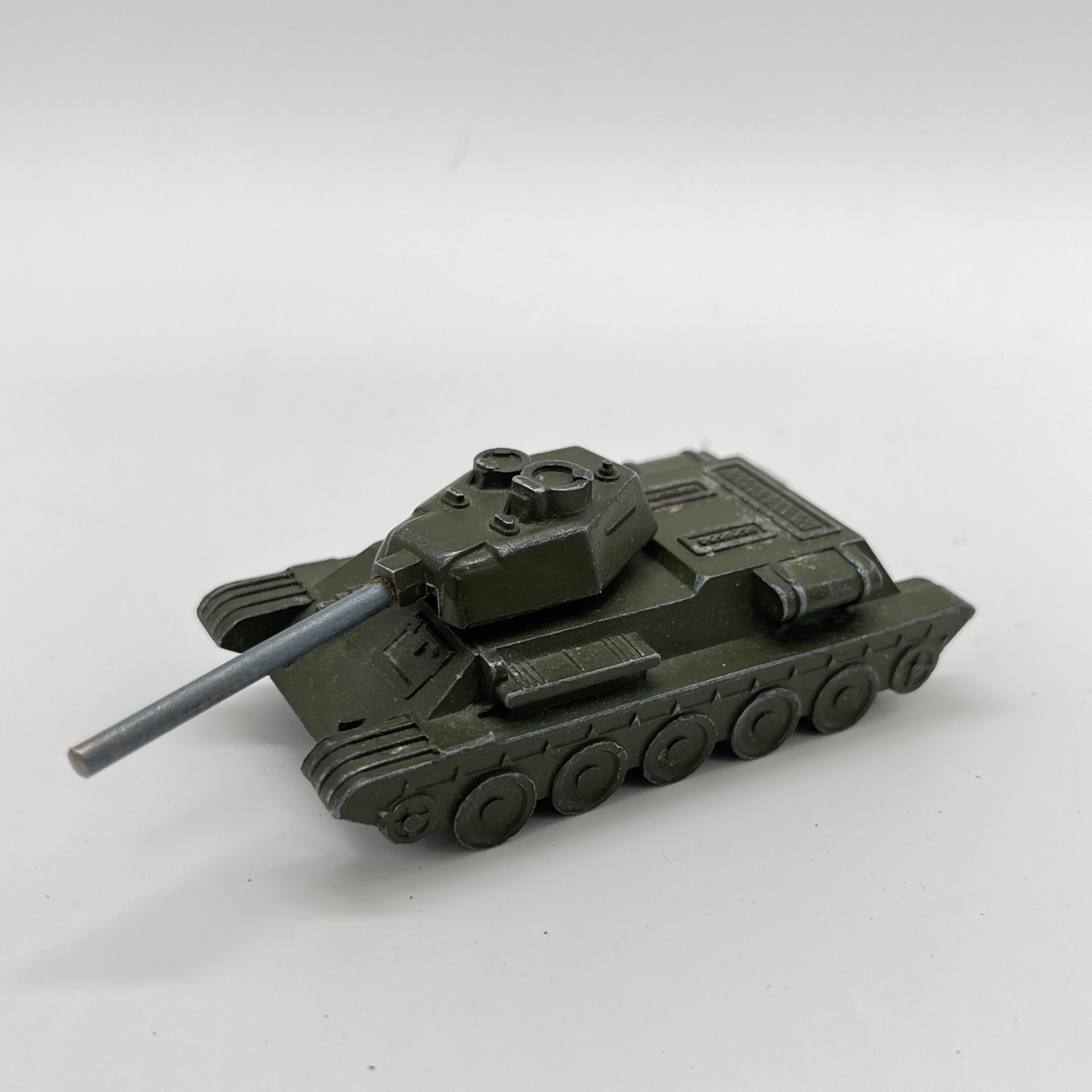 Масштабная модель "Танк Т-34" из серии "Военная техника", металл, пластик, Тульский патронный завод (ТПЗ), СССР, 1970-1990 гг.