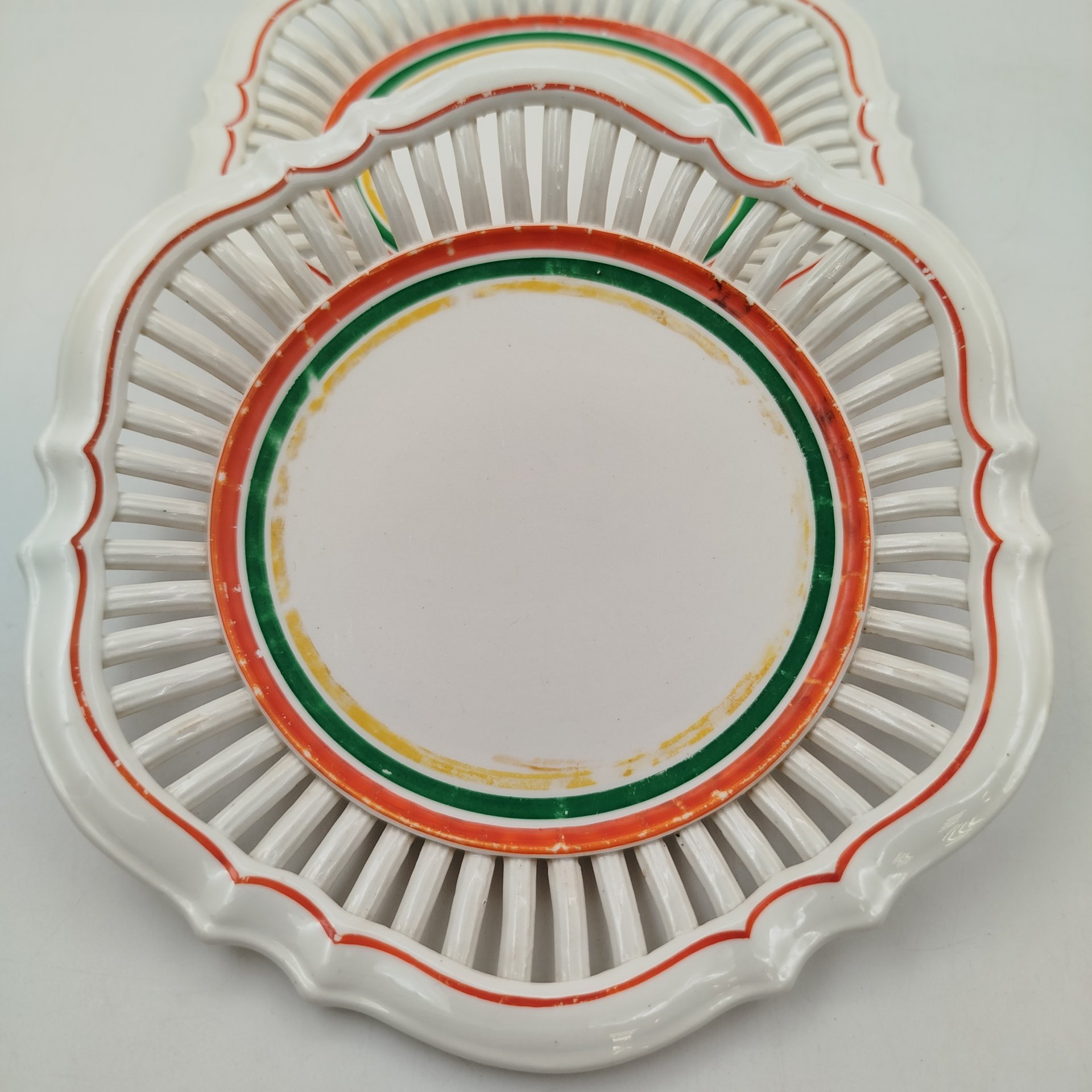 Пара десертных тарелок (сухарниц), Roesler Keramic, фаянс, Германия, 1920-1949 гг.