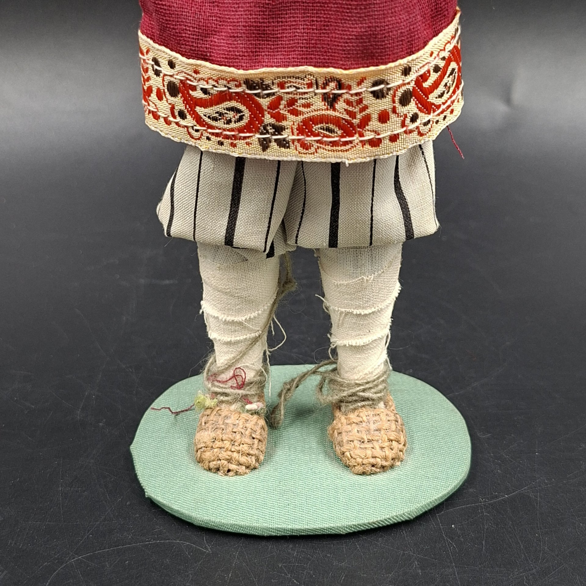 Кукла коллекционная "Крестьянский парень", фирма "Потешный промысел", фарфор, роспись, ткань, Российская Федерация, 2000-2020 гг.