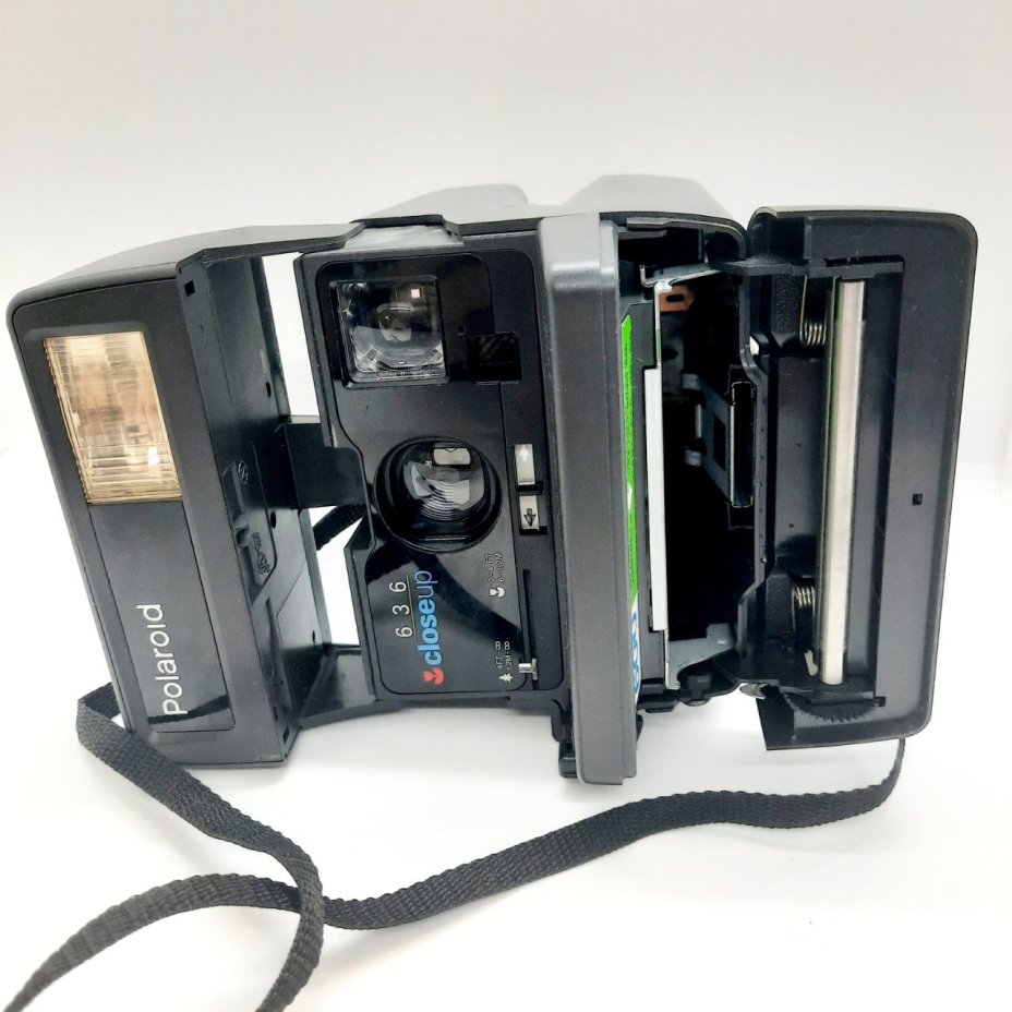 Фотоаппарат мгновенной печати "Polaroid 636 Close Up" в оригинальной коробке, Polaroid
