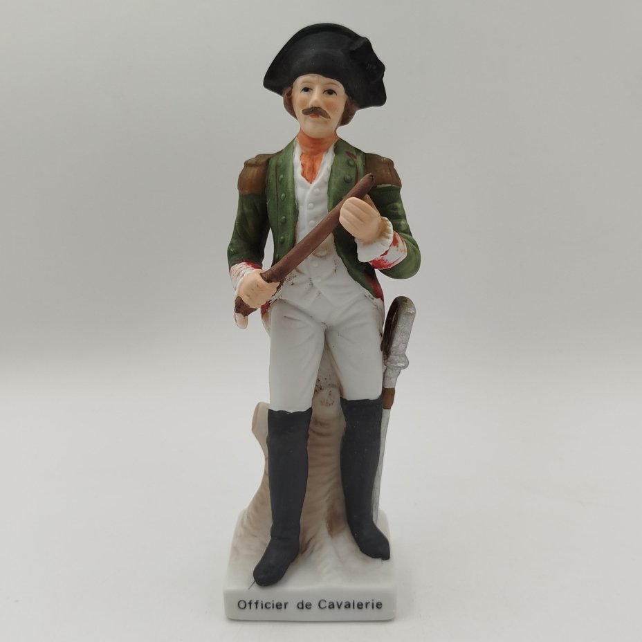 Статуэтка "Маршалл империи" ("marechal de l'Empire"), фарфор, бисквит, роспись, Южная Корея, 1960-1990 гг.