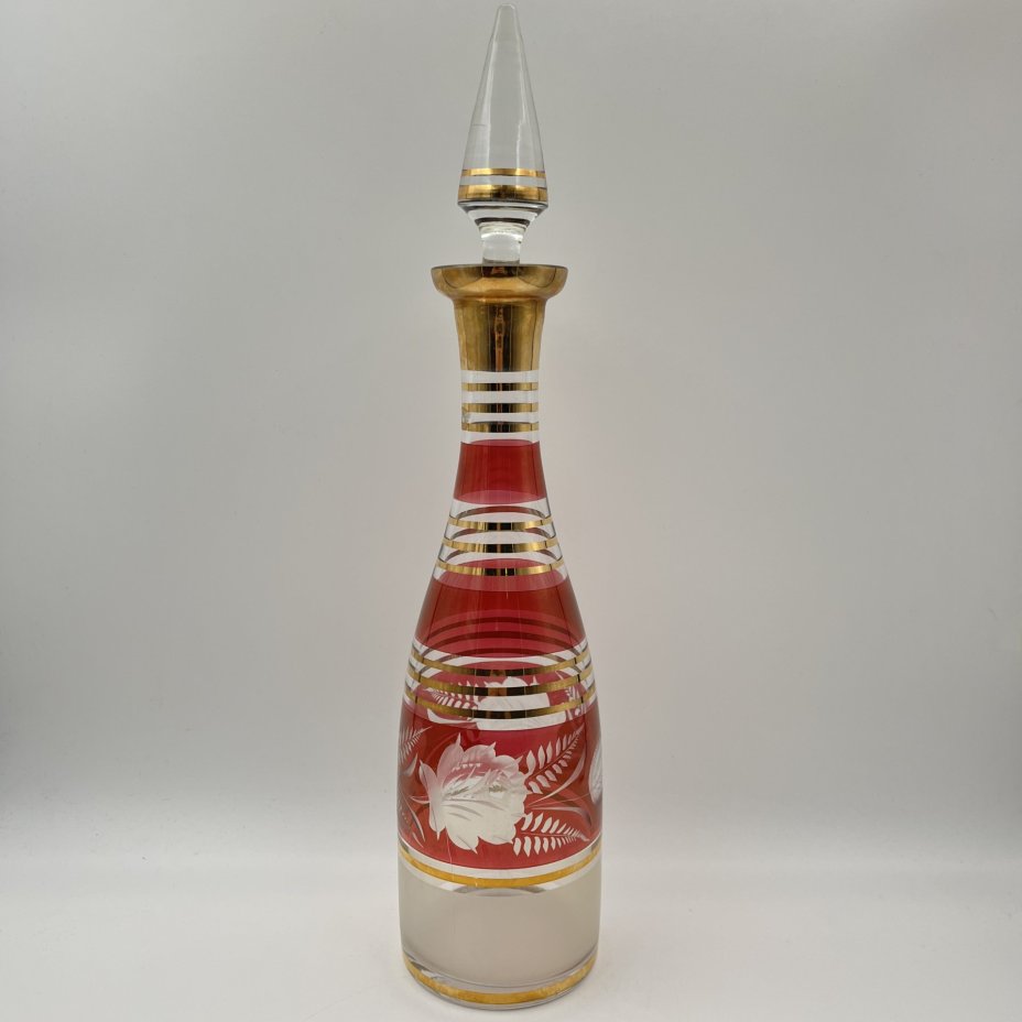 Штоф с цветочным декором