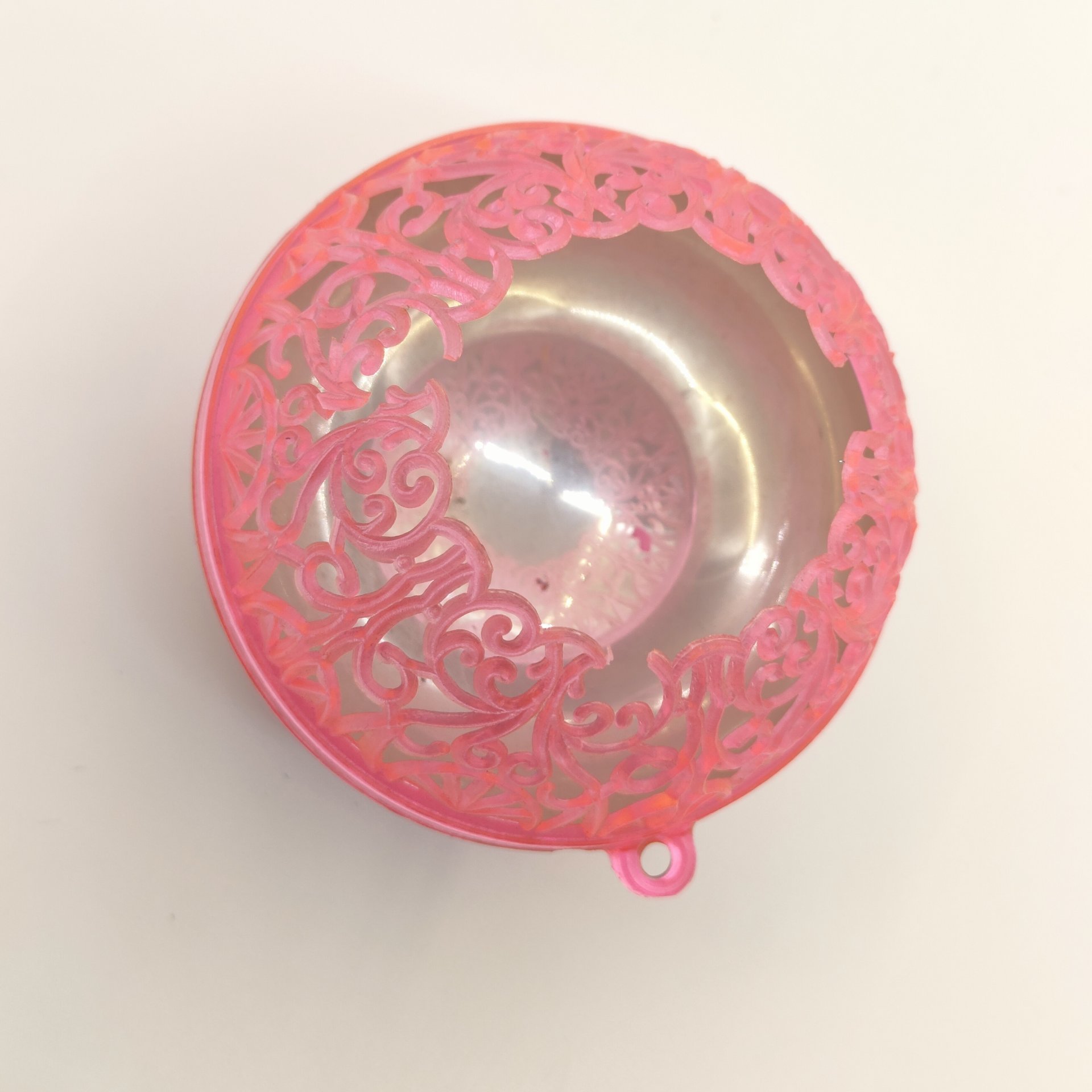 Набор из 5-ти ёлочных шаров с ажурным декором