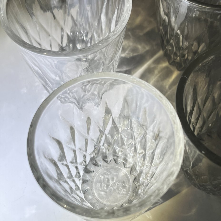 Набор из 6 стопок с рельефным декором