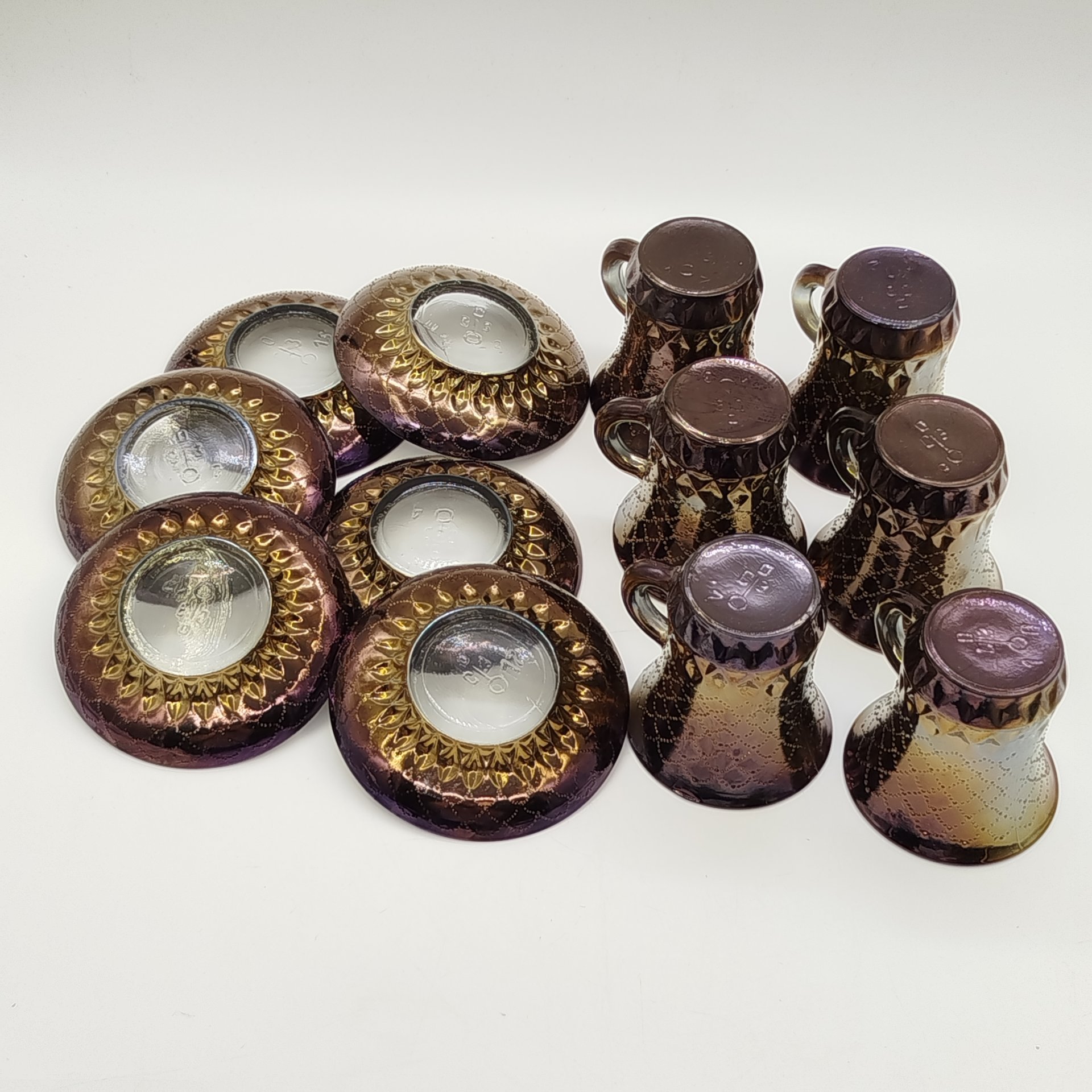 Набор из 6-ти кофейных пар с рельефным декором, стекло, пресс, Опытный стекольный завод, СССР, 1968-1999 гг.