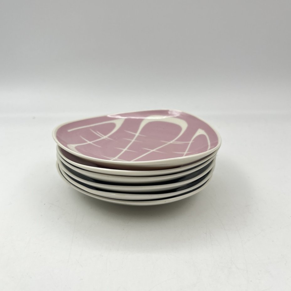 Набор из блюда и шести разноцветных розеток, выполненных в минималистичном дизайне, фарфор, крытье, Lichte Porzellan (Лихте), Германия, 1958-1976 гг.