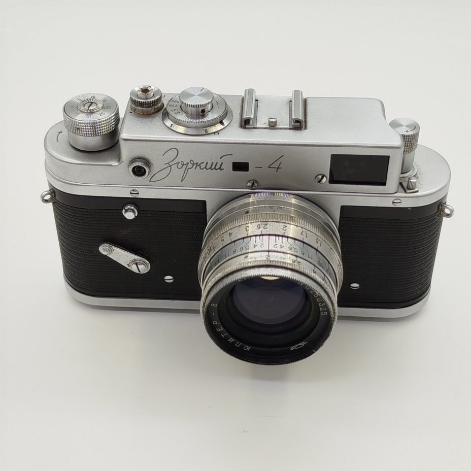 Фотоаппарат "Зоркий-4" с объективом "Юпитер-8", в оригинальном кофре, металл, пластик, стекло, кожа, Красногорский механический завод (КМЗ), СССР, 1956-1973 гг.