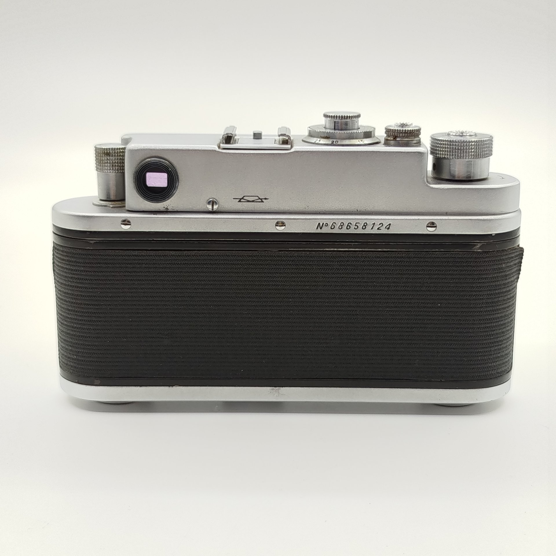 Фотоаппарат "Зоркий-4" с объективом "Юпитер-8", в оригинальном кофре, металл, пластик, стекло, кожа, Красногорский механический завод (КМЗ), СССР, 1956-1973 гг.