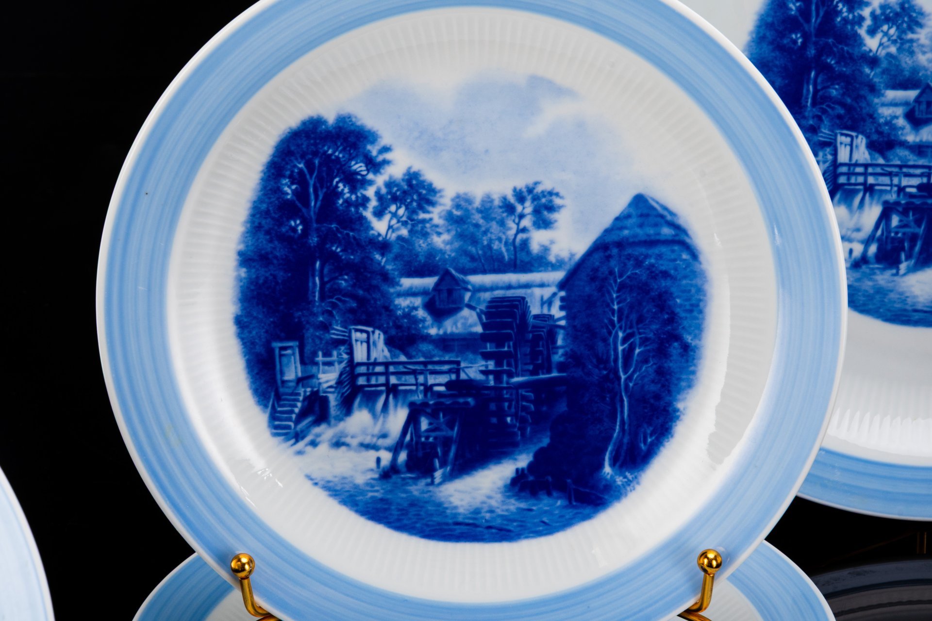 Набор посуды с декором в виде сельского пейзажа (10 предметов), фарфор, деколь, Colditz (Кольдиц), ГДР, 1960-1990 гг.