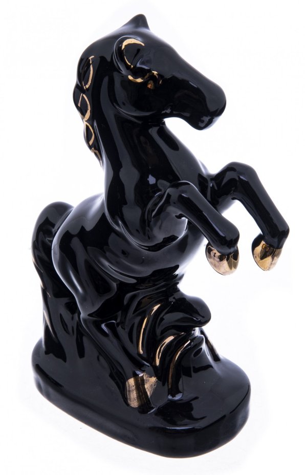 Статуэтка "Конь", фарфор, крытье, золочение, Китай, 1990-2020 гг.