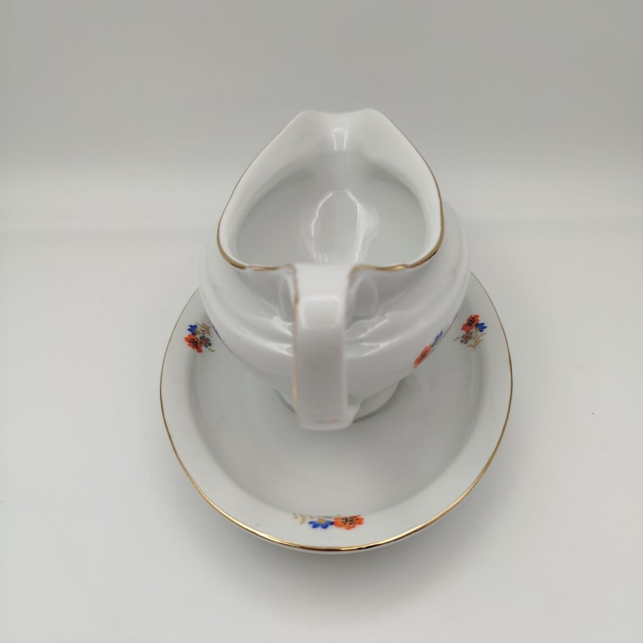 Соусник вытянутой формы, украшенный цветочным декором, фарфор, деколь, золочение, Bavaria Porzellan, Германия, 1950-1980 гг.