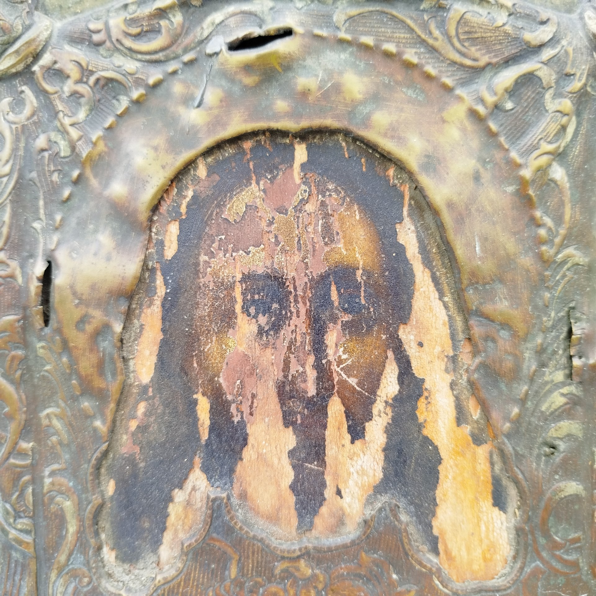 Икона "Спас Нерукотворный" в окладе, дерево, темпера, латунь, Российская империя, 1890-1915 гг.