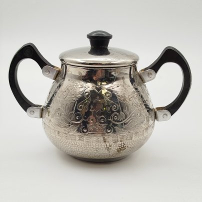 Сахарница с рельефным цветочным декором, Калининградский машиностроительный завод