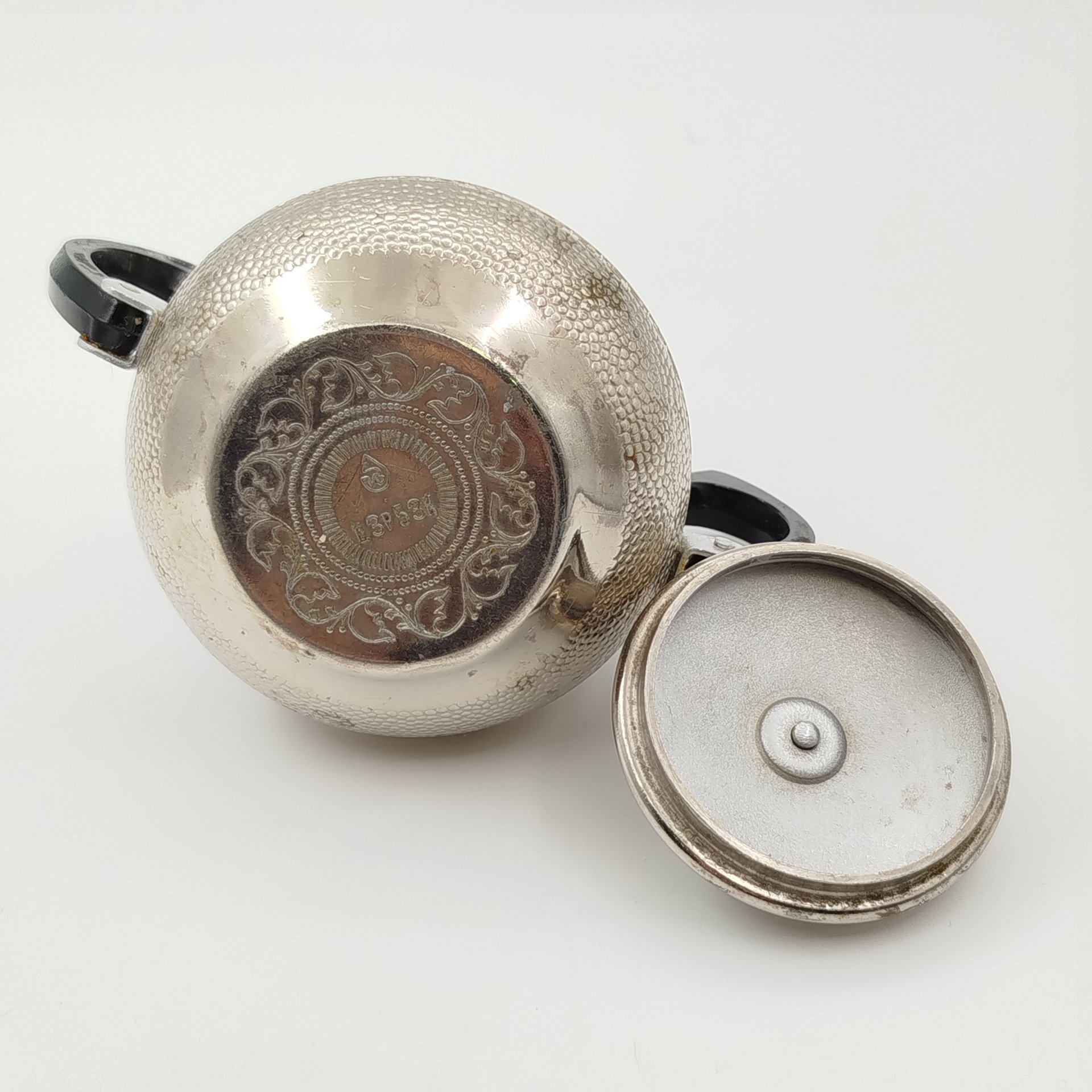 Сахарница с рельефным цветочным декором, Калининградский машиностроительный завод