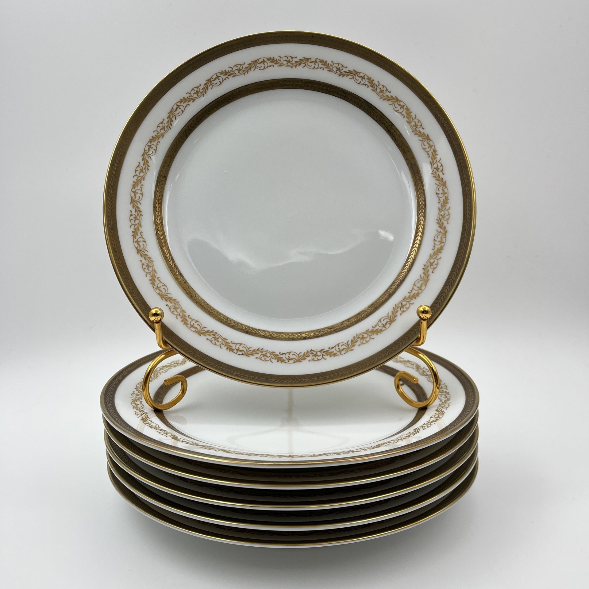 Набор десертных тарелок с растительным декором на 6 персон, серия "Charleroi-Bruxelles", фарфор, золочение, Tirschenreuth, Германия, 1969-1990 гг.