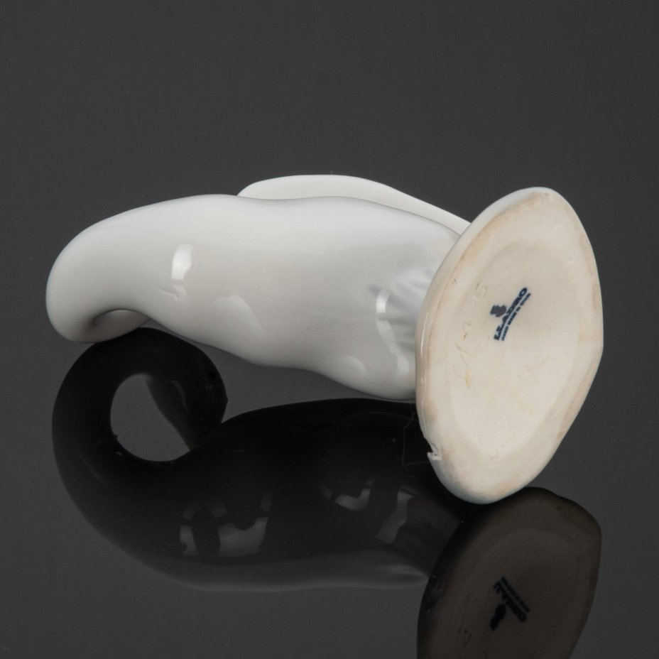 Статуэтка "Гусь, чистящий перья", Lladro