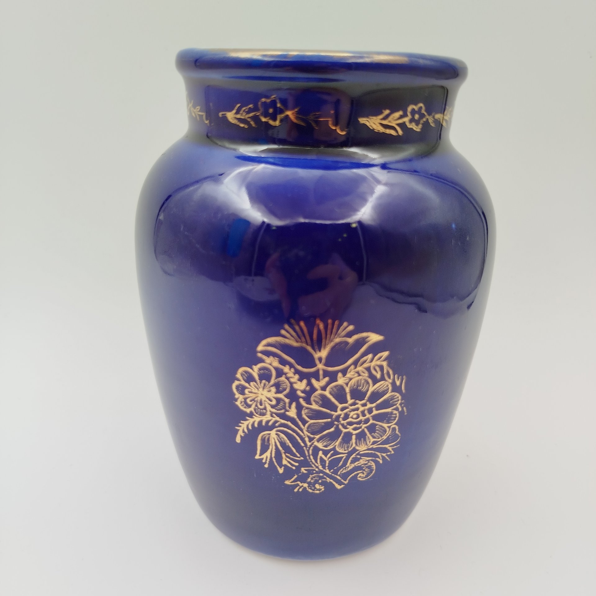 Ваза "Два букета", фарфор, крытье кобальтом, золочение, Ленинградский фарфоровый завод (ЛФЗ), СССР, 1950-1960 гг.