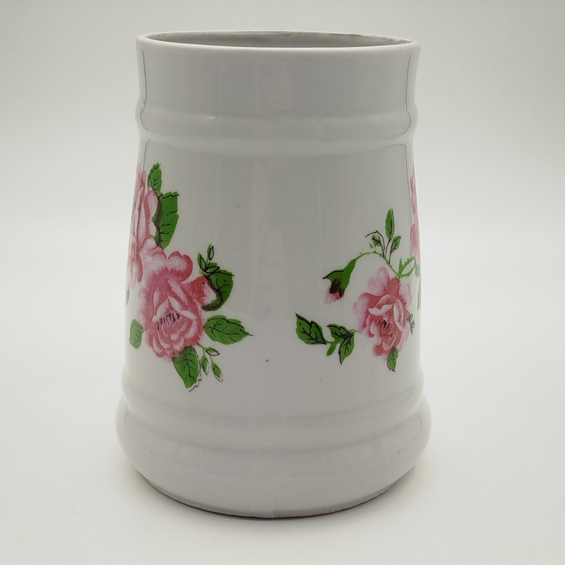 Кружка пивная с цветочным декором, фарфор, деколь, Дмитровский фарфоровый завод (ДФЗ Вербилки), СССР, 1965-1991 гг.