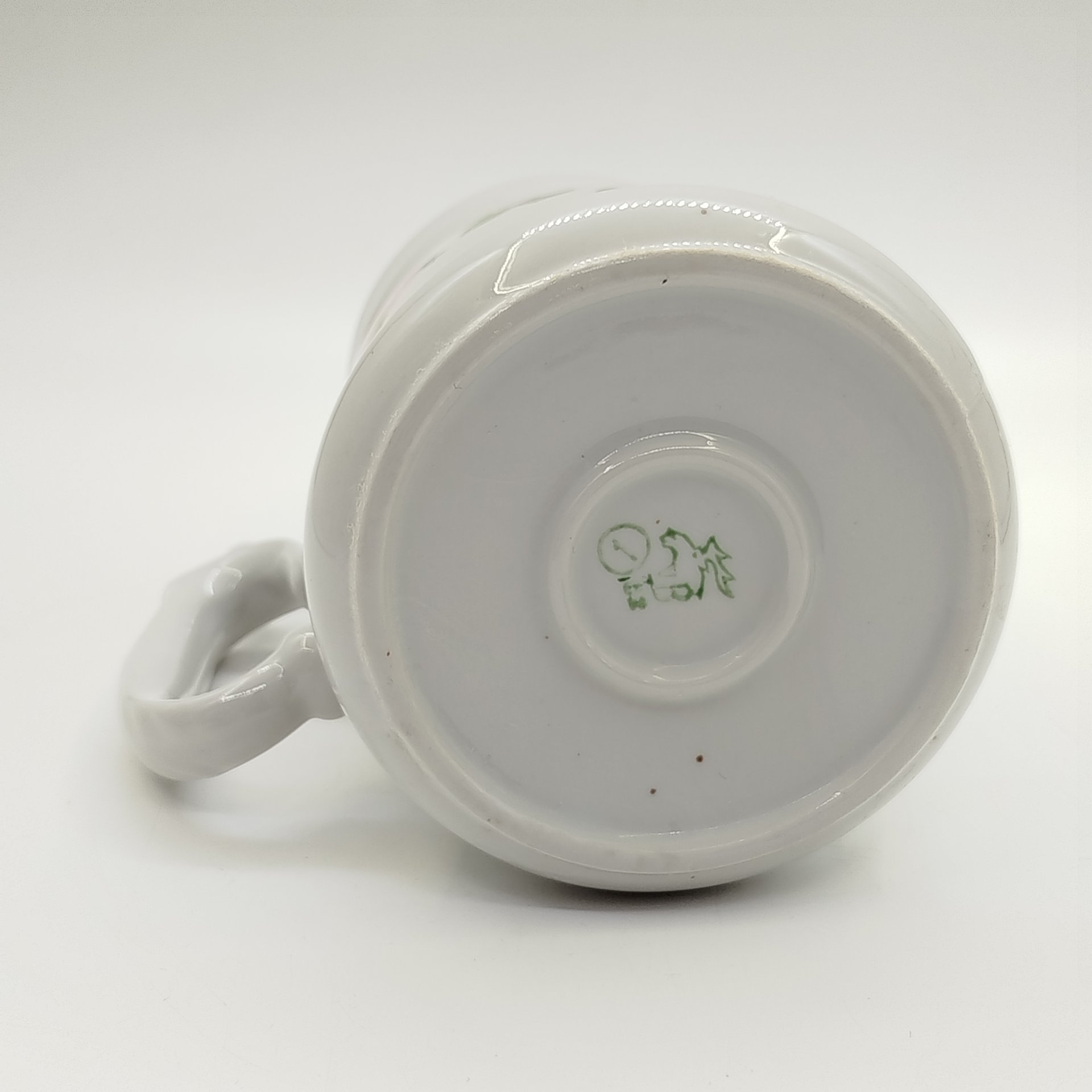 Кружка пивная с цветочным декором, фарфор, деколь, Дмитровский фарфоровый завод (ДФЗ Вербилки), СССР, 1965-1991 гг.