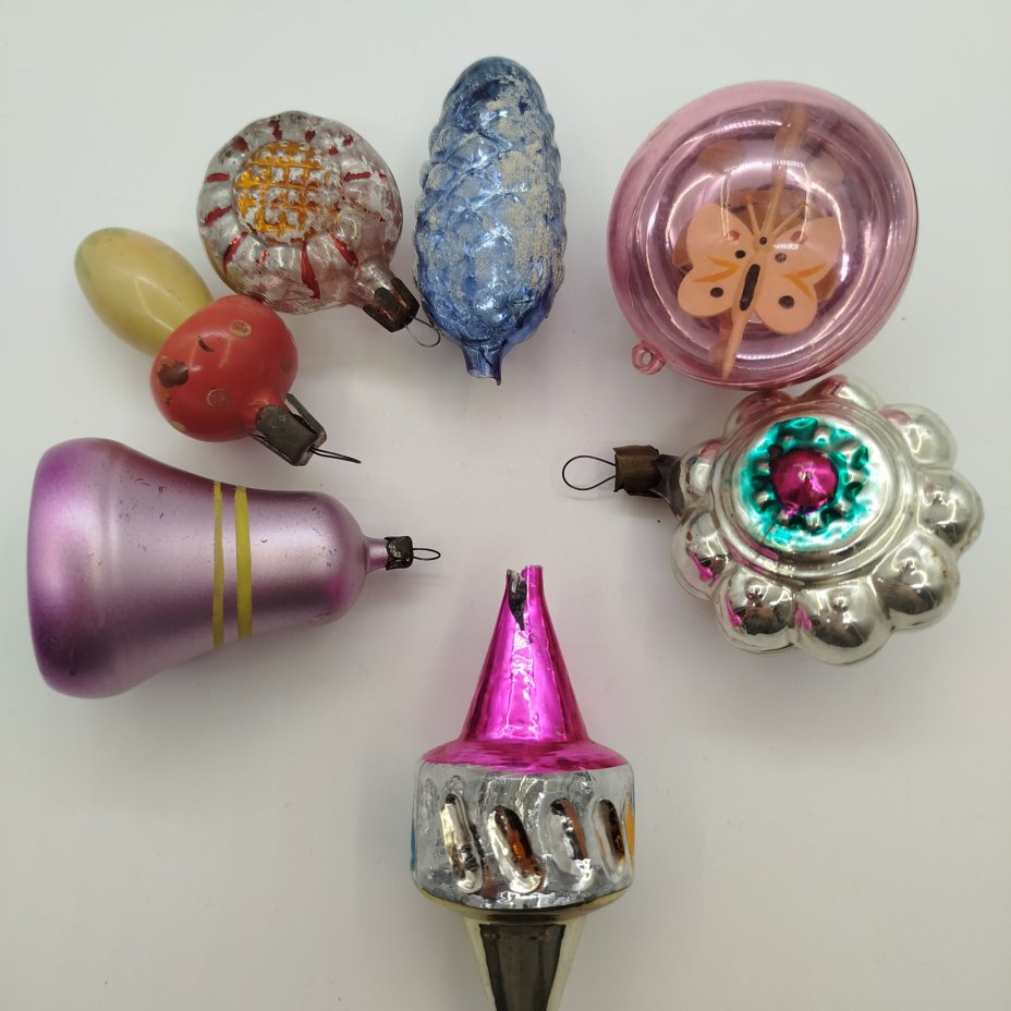 Набор из семи ёлочных игрушек