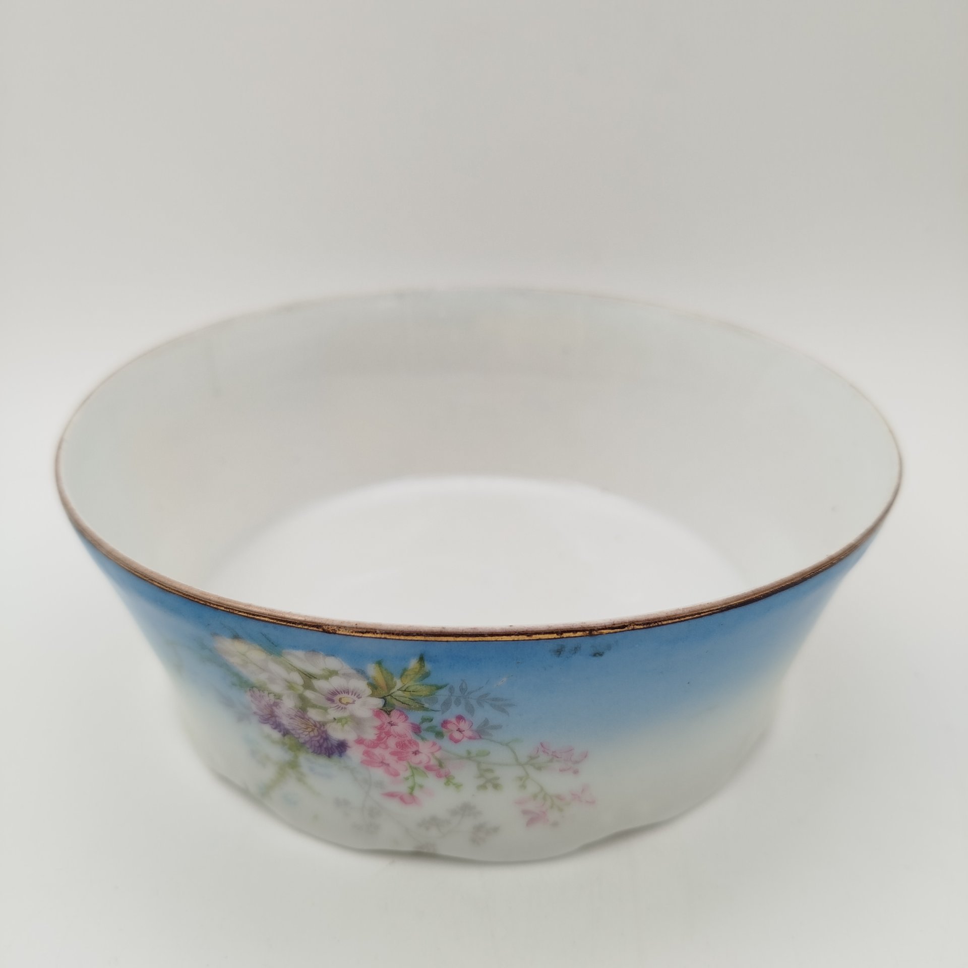 Капельник с декором из полевых цветов