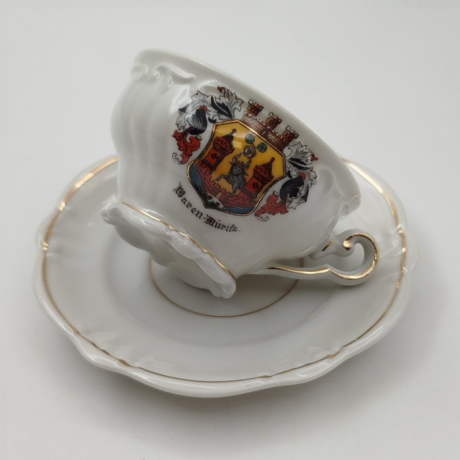 Кофейная пара сувенирная "Maren-Müritz", украшенная гербом города Варен