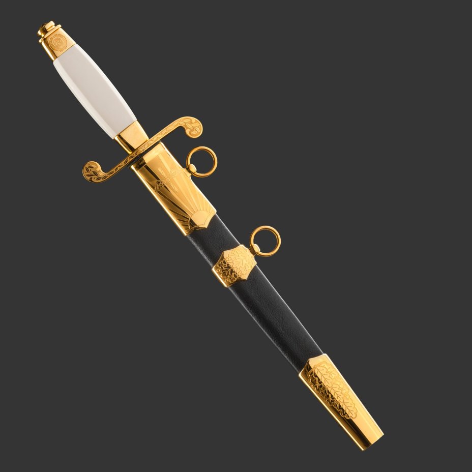 Кортик офицерский "ВВС", сталь, латунь, дерево, черная кожа, неолейкорит, золочение; в деревянном подарочном коробе с бархатным ложементом, Российская Федерация, 2024 г.