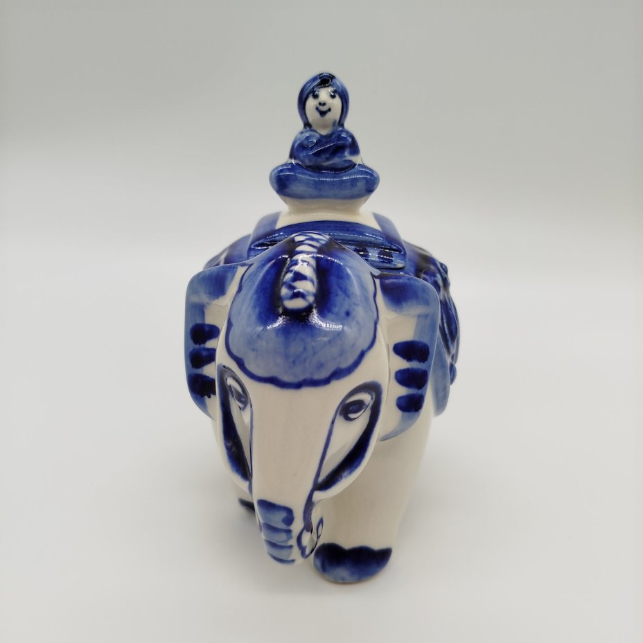 Чайница "Индийский слон", Гжель, фарфор, роспись, СССР, 1990-2010 гг.