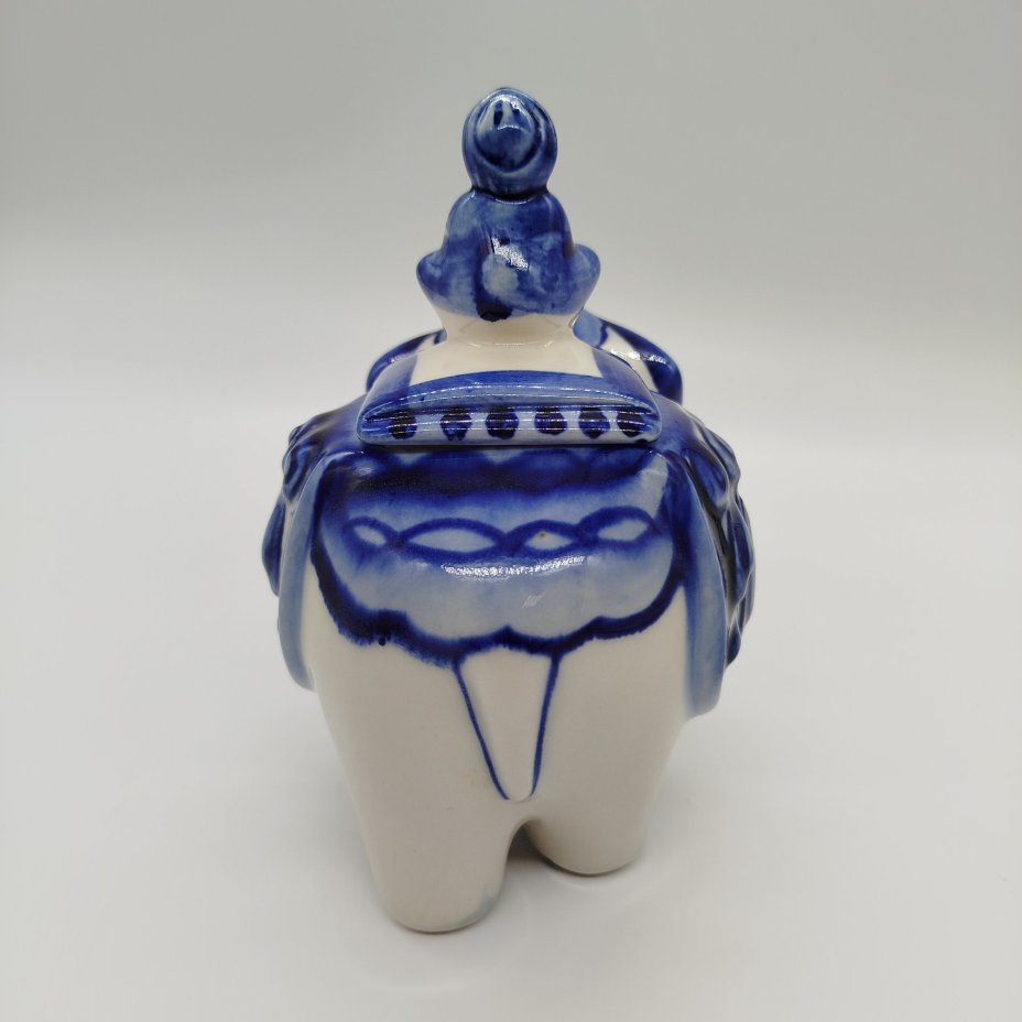 Чайница "Индийский слон", Гжель, фарфор, роспись, СССР, 1990-2010 гг.