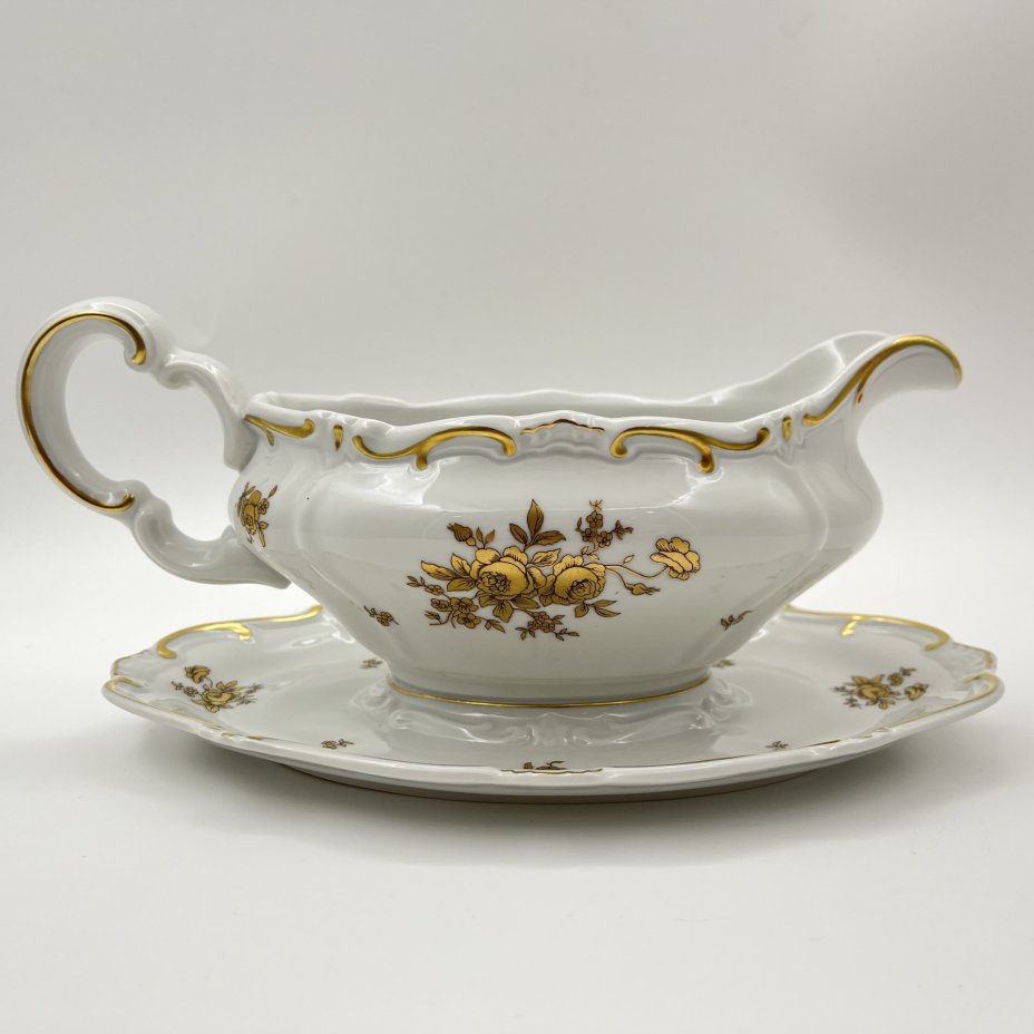 Соусник, украшенный цветочным декором, серия "Katharina", фарфор, золочение, Weimar Porzellan (Веймарский фарфор), ГДР, 1950-1980 гг.