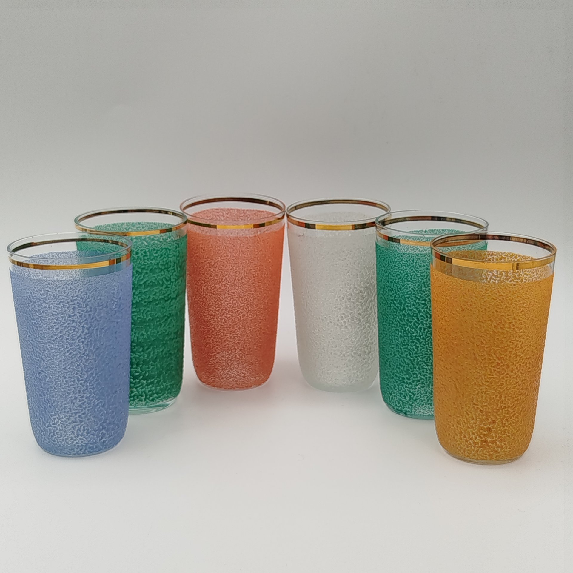 Набор из шести разноцветных стаканчиков в оригинальной коробке, стекло, картон, СССР, 1970-1990 гг.