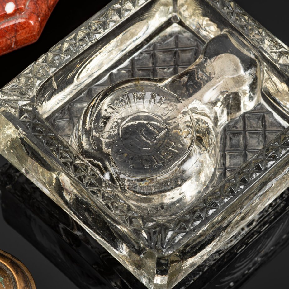 Прибор письменный настольный (2 подсвечника, чернильница и подставка)