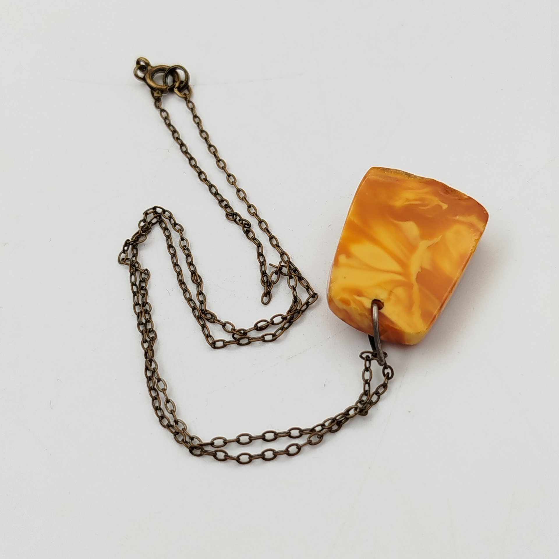 Кулон винтажный на цепочке