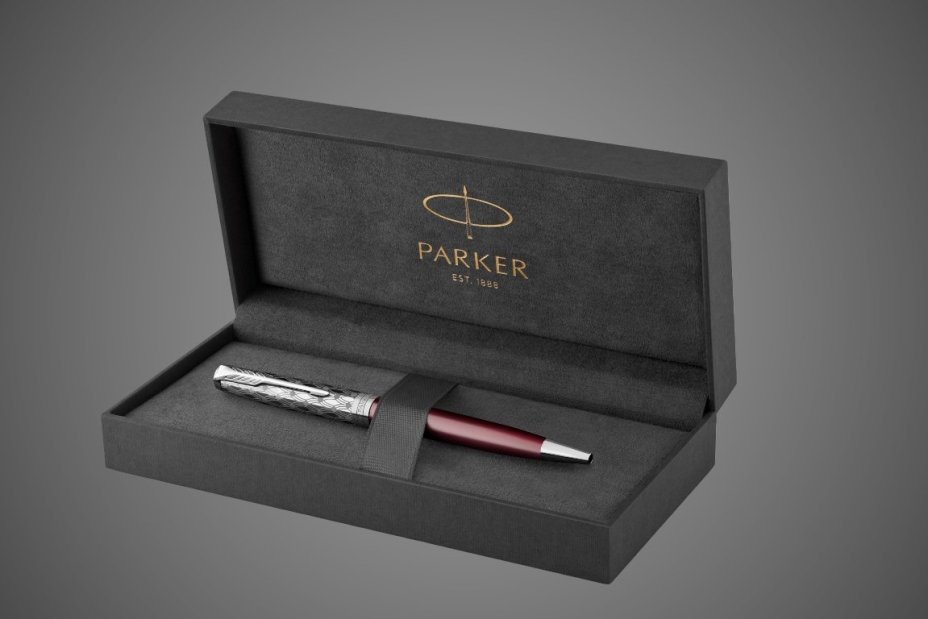 Шариковая ручка Parker Sonnet Premium Refresh RED CT, стержень: M, цвет чернил: black , в подарочной упаковке, Лаки и смолы: лак, латунь, нержавеющая сталь, палладий