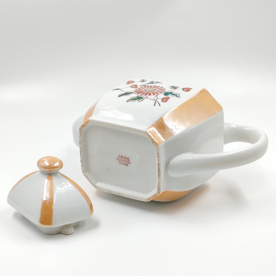 Чайник заварочный "Карамельный цветок", Suan Hua, фарфор, роспись, Китай, 1980-1990 гг., Китай